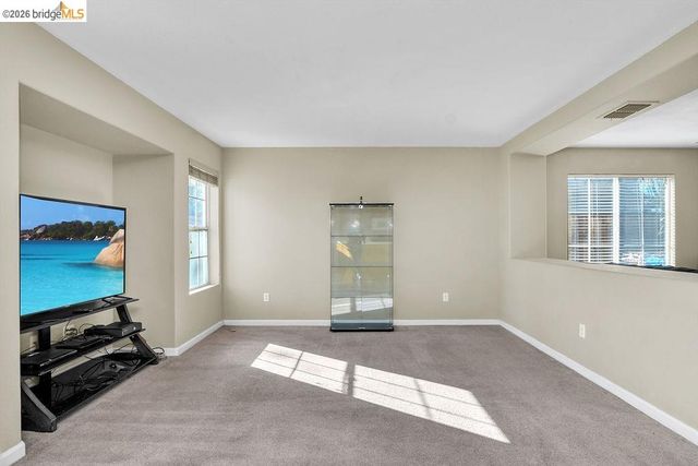 2004 Hedge Way, Brentwood, CA 94513