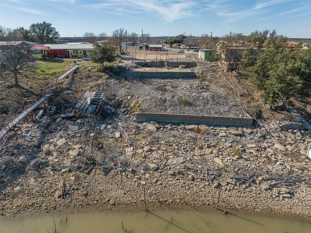 2166 County Road 215, Breckenridge, TX 76424