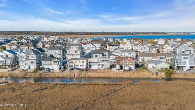 124 Saint Lawrence Boulevard, Brick, NJ 08723