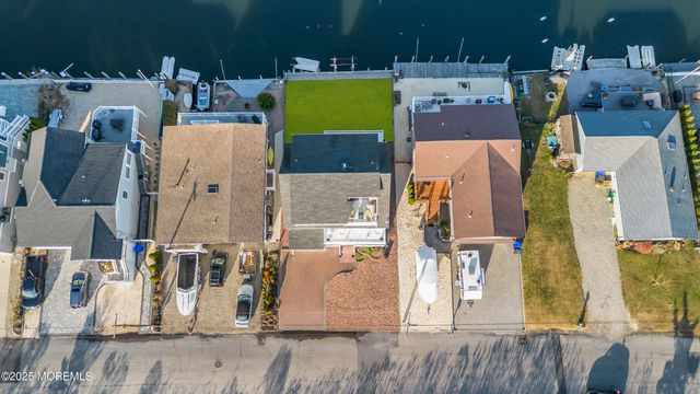 124 Saint Lawrence Boulevard, Brick, NJ 08723