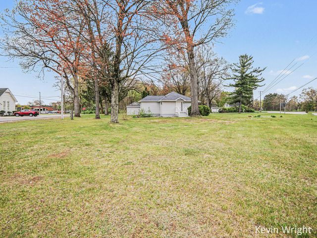 5948 Holton Road, Dalton Twp, MI 49457