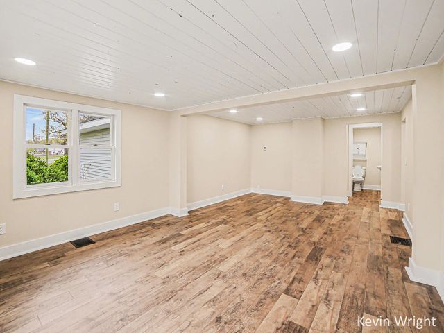 5948 Holton Road, Dalton Twp, MI 49457