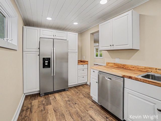 5948 Holton Road, Dalton Twp, MI 49457