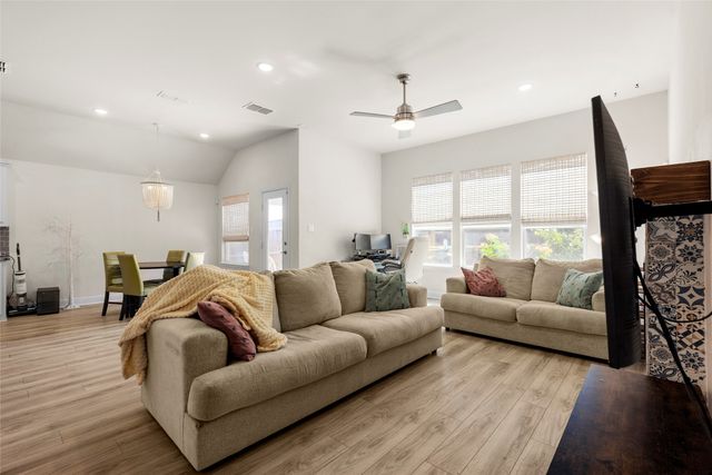 546 Orchard Drive, Lavon, TX 75166