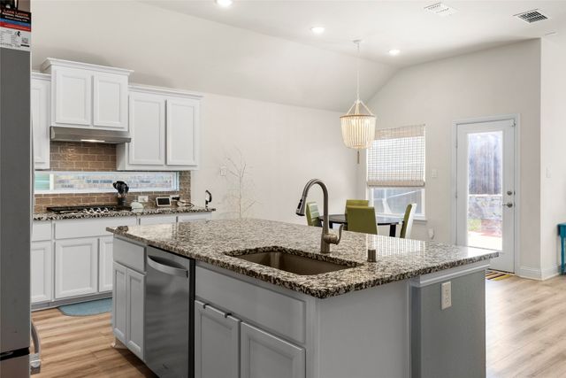 546 Orchard Drive, Lavon, TX 75166