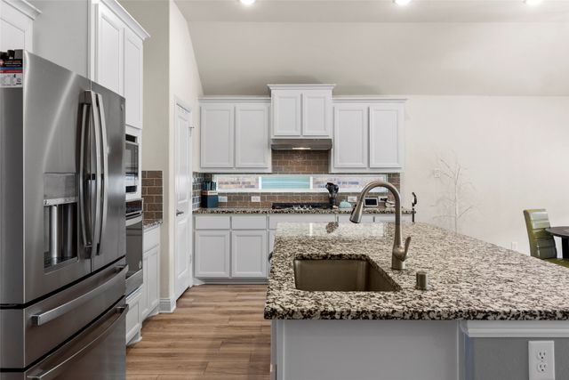 546 Orchard Drive, Lavon, TX 75166