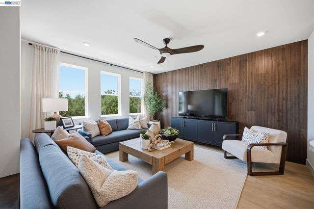 152 Tulare Court, Danville, CA 94526
