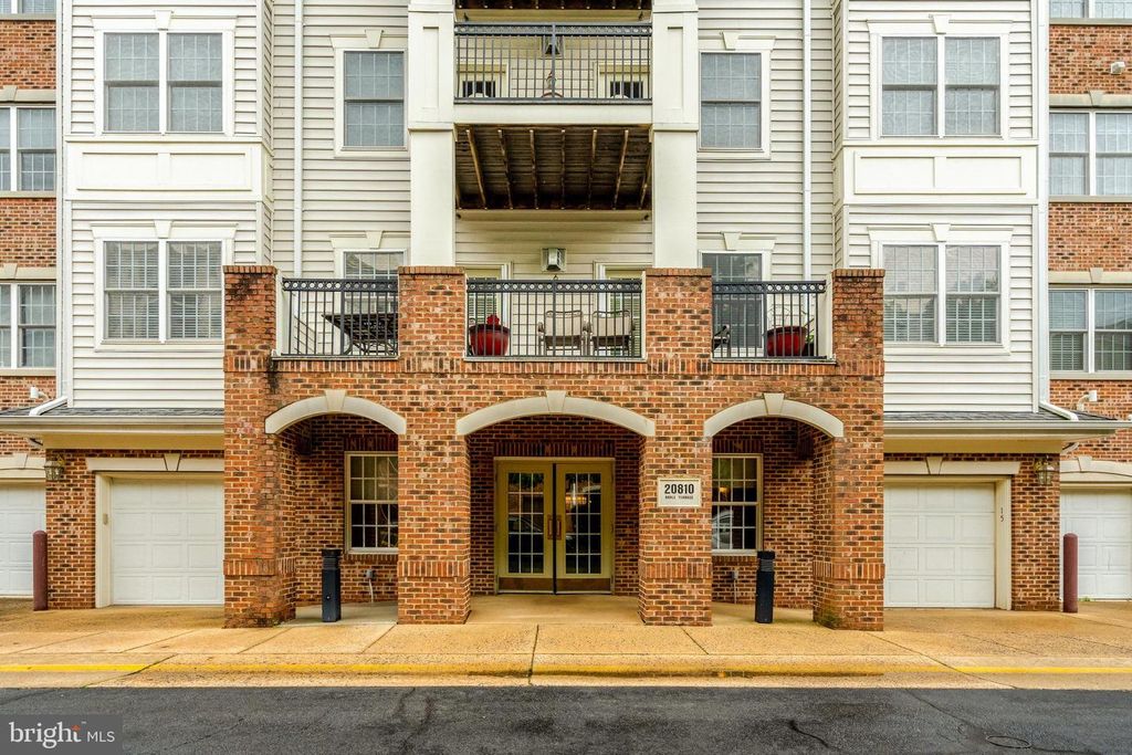 20810 NOBLE TER #104, Sterling, VA 20165