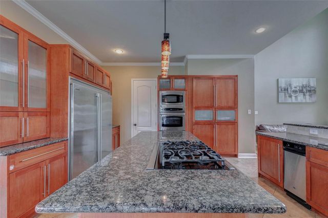 5610 Westerham Street, Weston Lakes, TX 77441