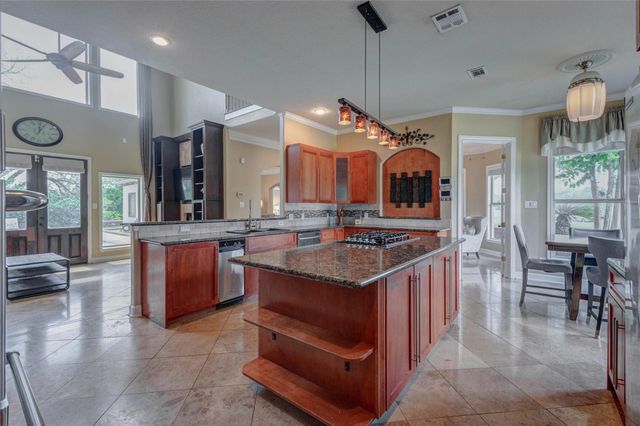 5610 Westerham Street, Weston Lakes, TX 77441