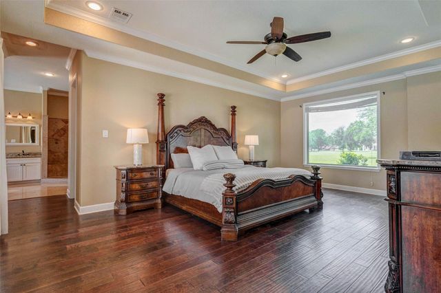 5610 Westerham Street, Weston Lakes, TX 77441