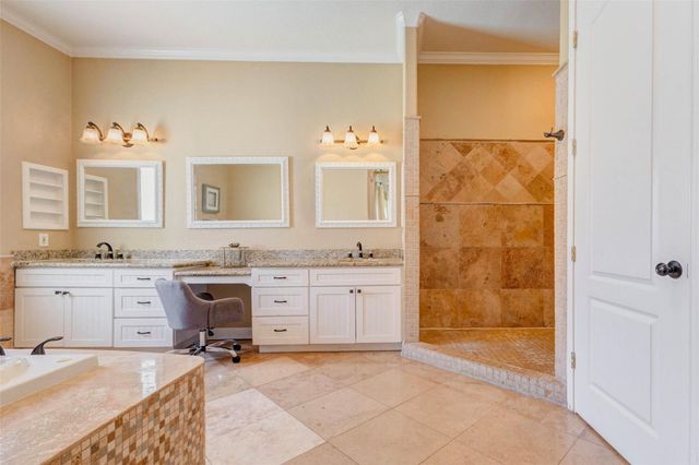 5610 Westerham Street, Weston Lakes, TX 77441