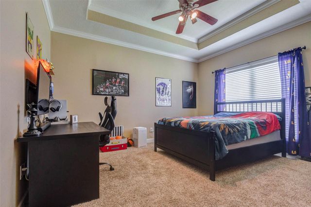 5610 Westerham Street, Weston Lakes, TX 77441