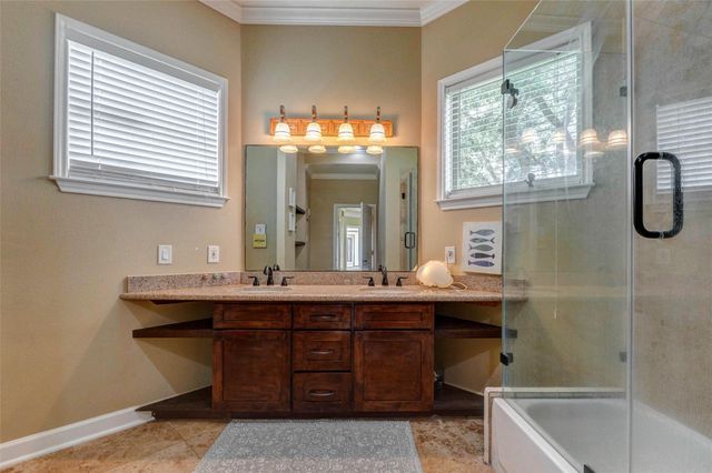 5610 Westerham Street, Weston Lakes, TX 77441