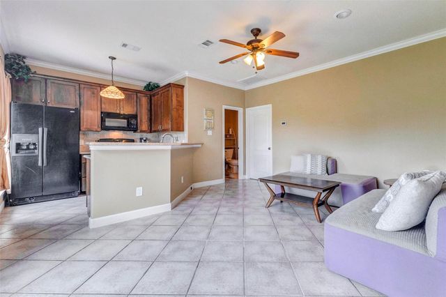 5610 Westerham Street, Weston Lakes, TX 77441