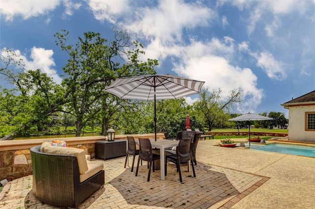 5610 Westerham Street, Weston Lakes, TX 77441
