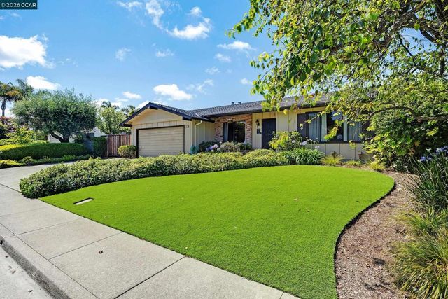 1372 Fascination Cir, Richmond, CA 94803
