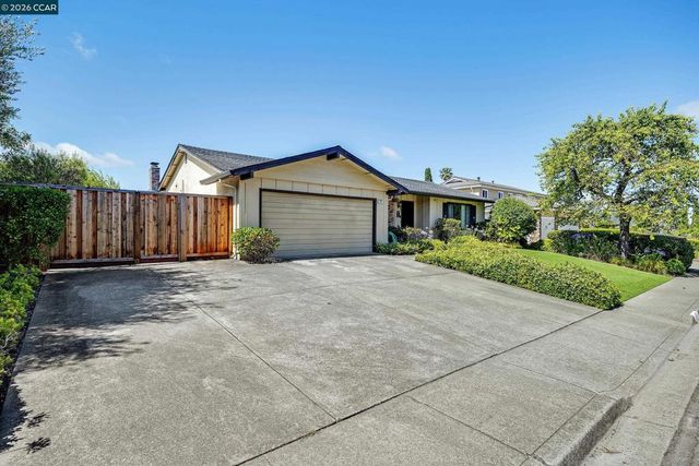 1372 Fascination Cir, Richmond, CA 94803