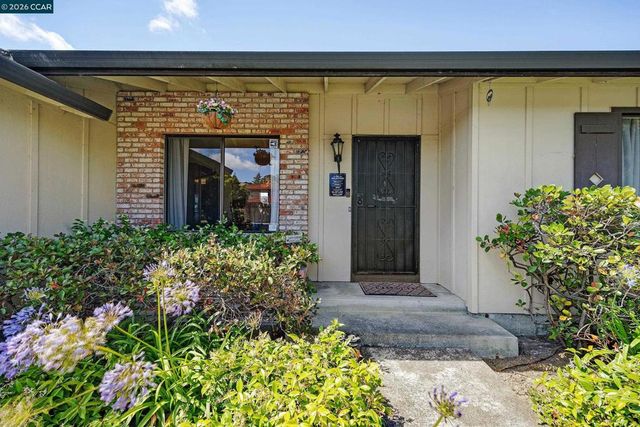 1372 Fascination Cir, Richmond, CA 94803