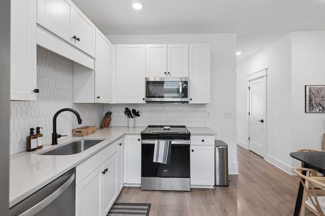 332 Douglas Ave, Nashville, TN 37207