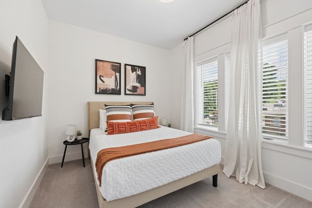 332 Douglas Ave, Nashville, TN 37207