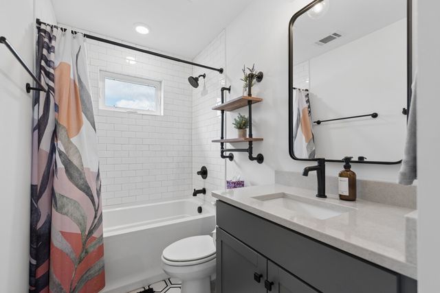 332 Douglas Ave, Nashville, TN 37207
