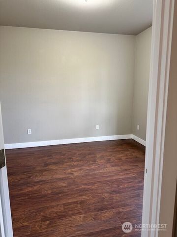 1130 NW Pike Street NW, Auburn, WA 98001