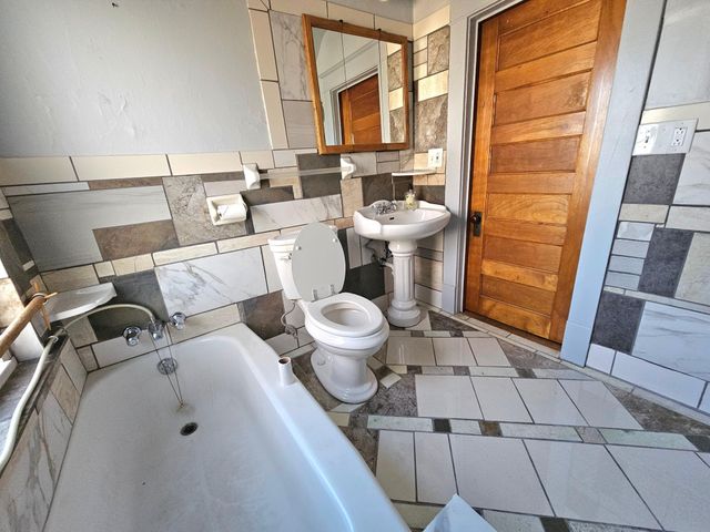 2619 Cedar Avenue S, Minneapolis, MN 55407