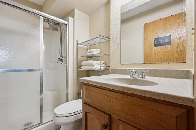 10216 N Baehr ROAD, Mequon, WI 53092