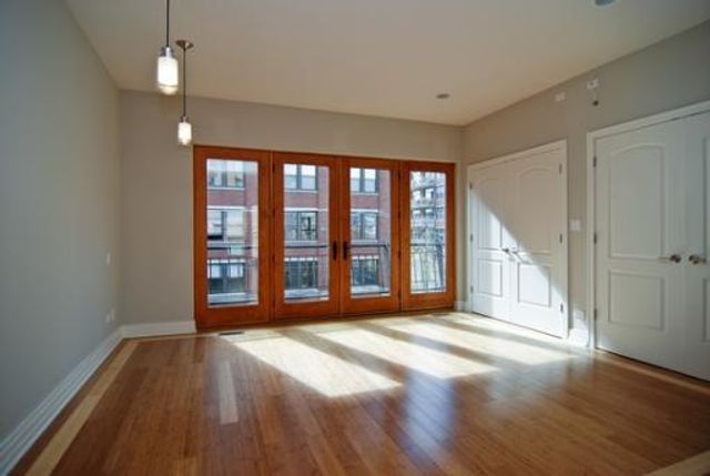 918 W Van Buren Street, Chicago, IL 60607