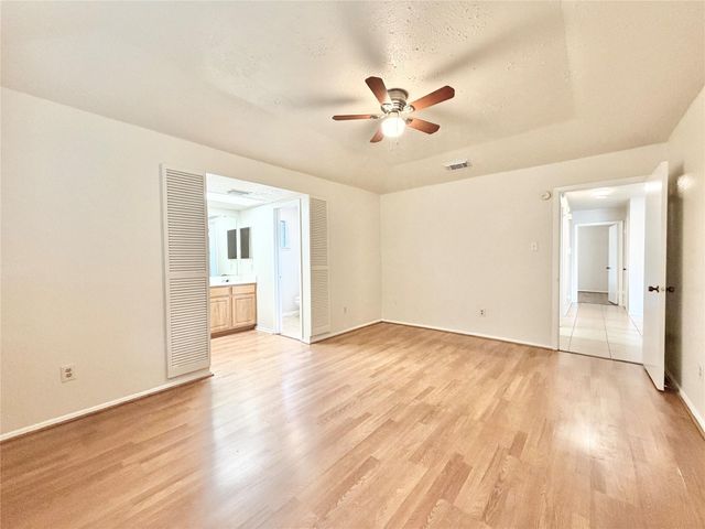 2218 Green Knoll Drive, Houston, TX 77067