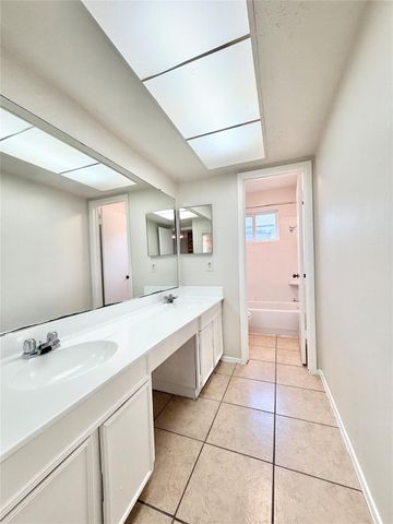 2218 Green Knoll Drive, Houston, TX 77067