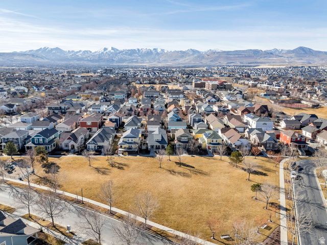10774 S NAVARRO WAY, South Jordan, UT 84095