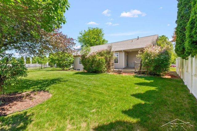 2961 Laurel Park, Saginaw Twp, MI 48603