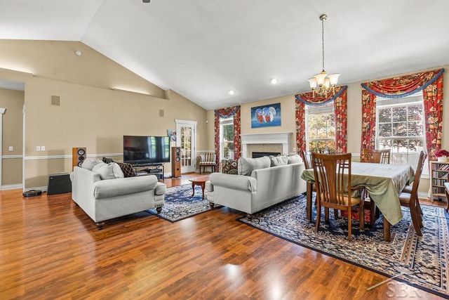 2961 Laurel Park, Saginaw Twp, MI 48603