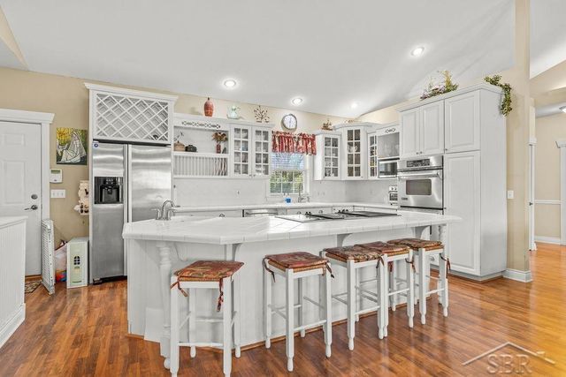 2961 Laurel Park, Saginaw Twp, MI 48603