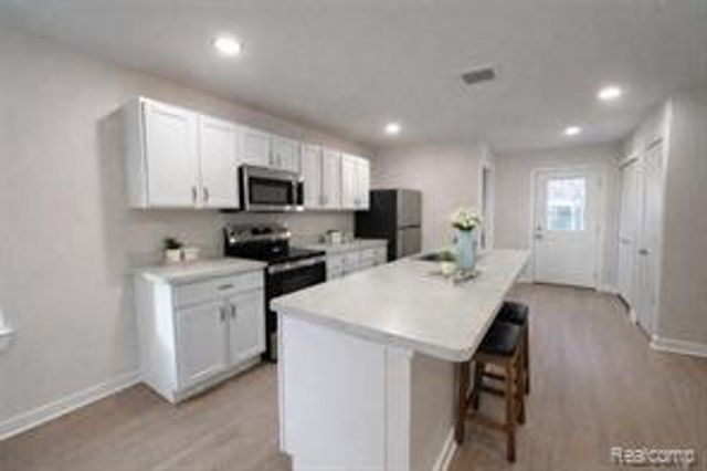 223 N Grove Street 5, Ypsilanti, MI 48198