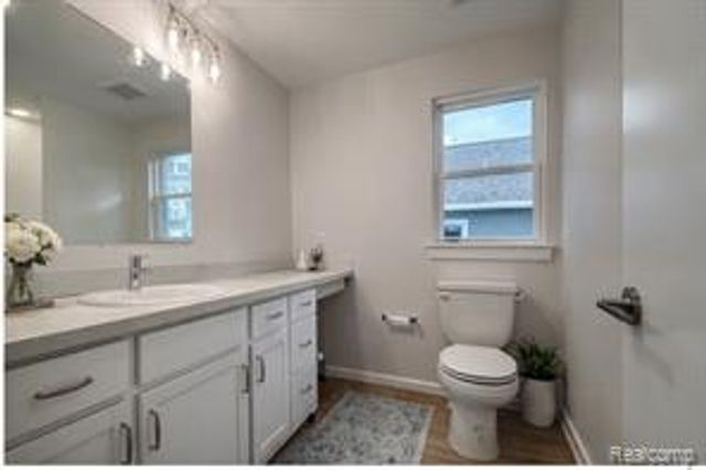 223 N Grove Street 5, Ypsilanti, MI 48198