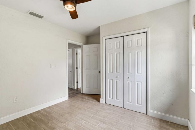2924 HILLVIEW STREET, Sarasota, FL 34239