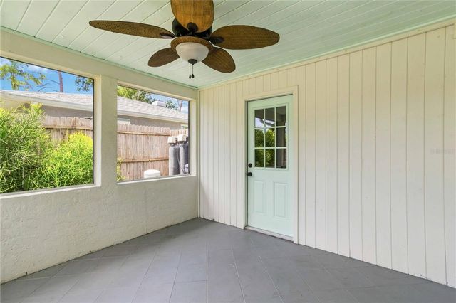 2924 HILLVIEW STREET, Sarasota, FL 34239