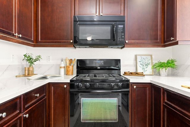 1016 Impressionist Loop, Roseville, CA 95747