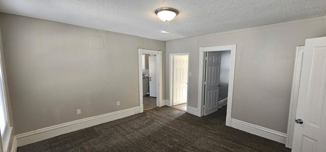 669 Old Highway 8 NW, New Brighton, MN 55112