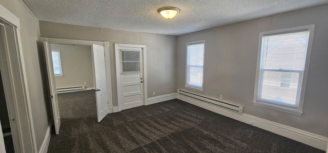 669 Old Highway 8 NW, New Brighton, MN 55112