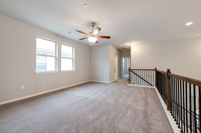 3240 E Whitestone BLVD 18, Cedar Park, TX 78613