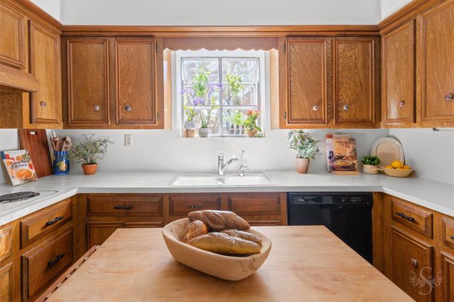 1506 Kempsford Dr, Katy, TX 77450