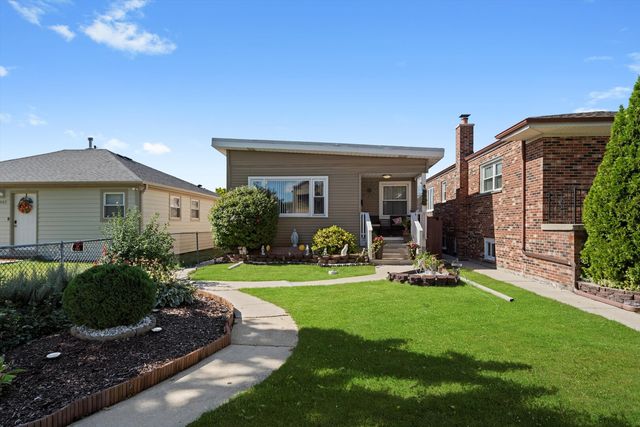 5038 S Laramie Avenue, Chicago, IL 60638