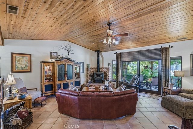 1695 Southfork, Paso Robles, CA 93446