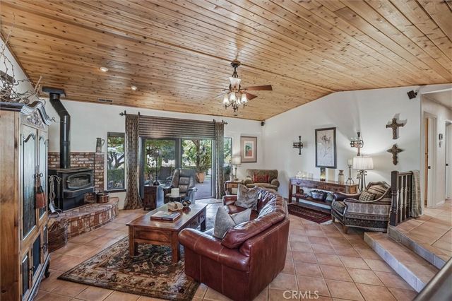 1695 Southfork, Paso Robles, CA 93446