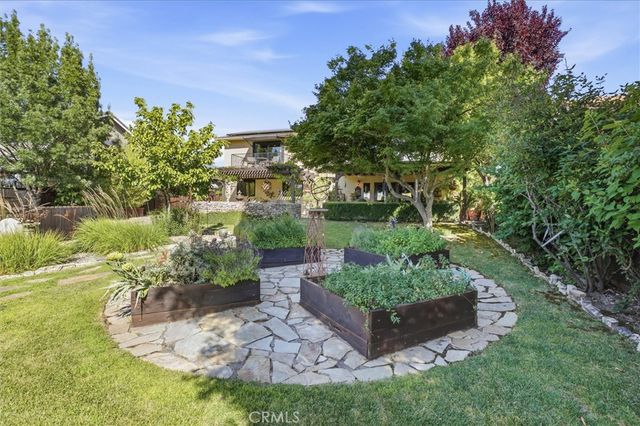 1695 Southfork, Paso Robles, CA 93446