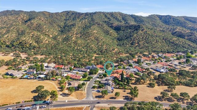 1695 Southfork, Paso Robles, CA 93446